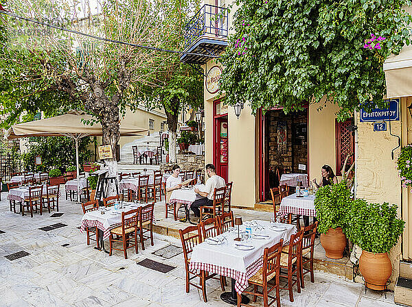 Restaurant im Stadtviertel Plaka  Athen  Attika  Griechenland  Europa