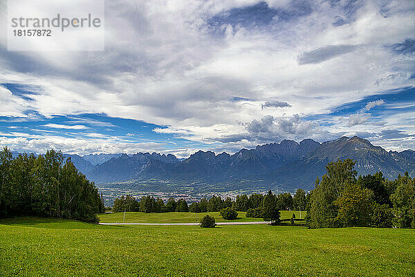 Blick auf die Dolomiten  Alpe Nevegal  Belluno  Venetien  Italien  Europa