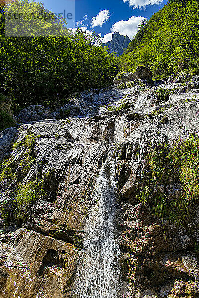 Cadini del Brenton Wasserfälle  Lago del Mis  Belluno  Venetien  Italien  Europa