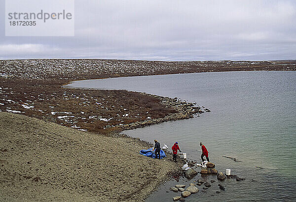 Schürfen nach Diamanten in der kanadischen Tundra; Yellowknife  Nordwest-Territorien  Kanada