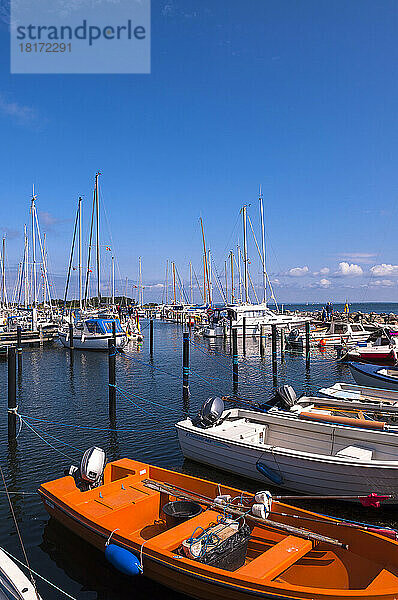 Boote im Hafen  Aeroskobing  Aero Island  Halbinsel Jütland  Region Syddanmark  Dänemark  Europa