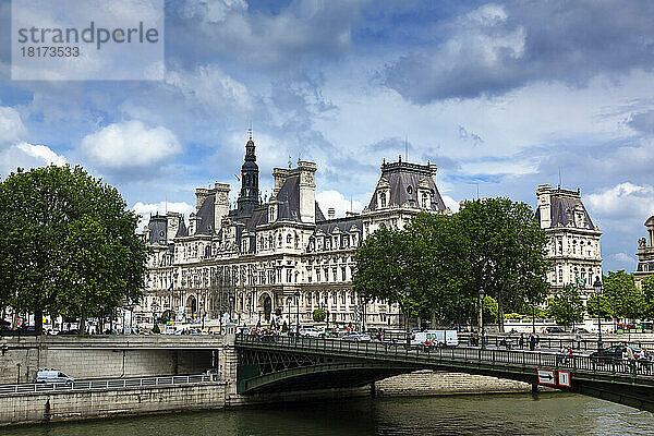 Hotel de Ville und Fluss Seine  4. Arrondissement  Paris  Ile-de-France  Frankreich