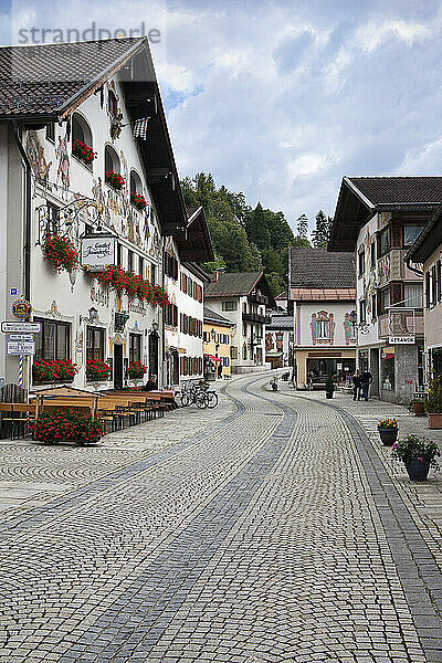 Ludwigstraße  Fußgängerzone  Partenkirchen  Garmisch-Partenkirchen  Bayern  Deutschland