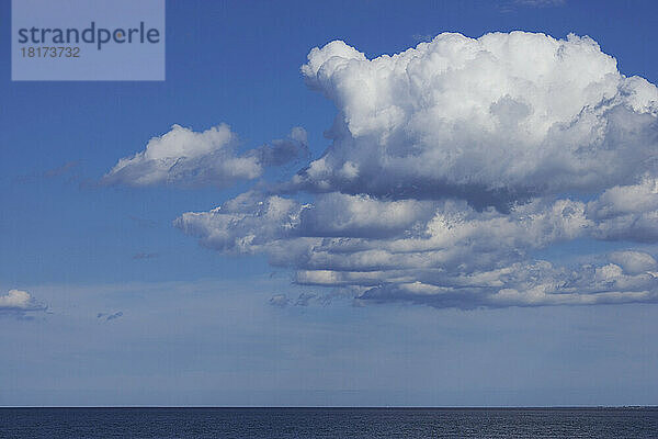 Cape Cod Bay  Sandy Neck Beach  Barnstable  Cape Cod