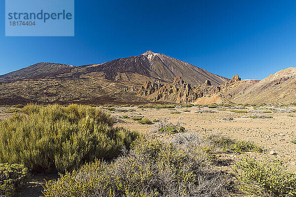 Berg Pico del Teide mit Vulkanlandschaft  Parque Nacional del Teide  Teneriffa  Kanarische Inseln  Spanien