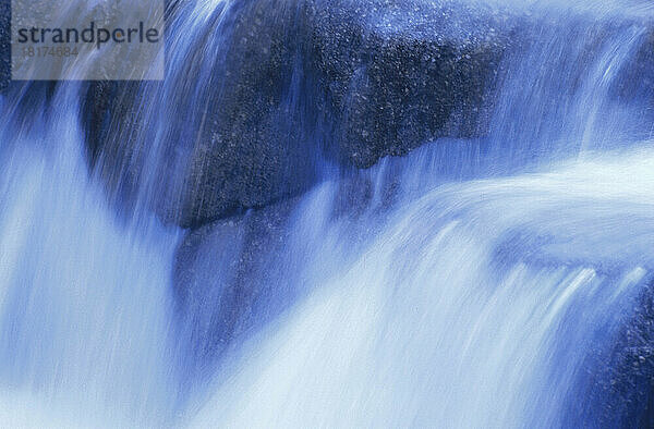 Lower Falls  White Mountain National Forest  New Hampshire  USA