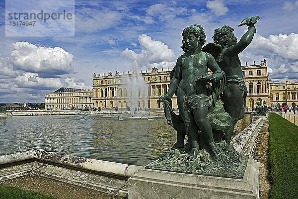 Statue  Versailles  Frankreich