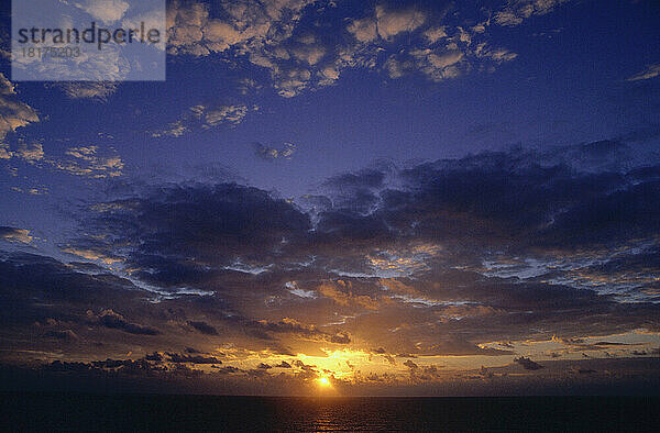 Sonnenaufgang  Cancun  Mexiko