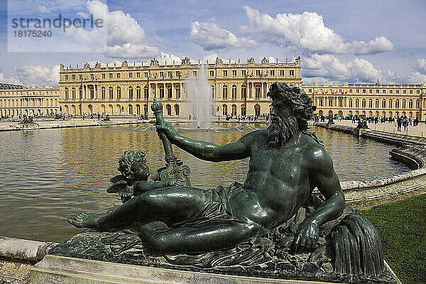 Statue von Neptun  Versailles  Frankreich