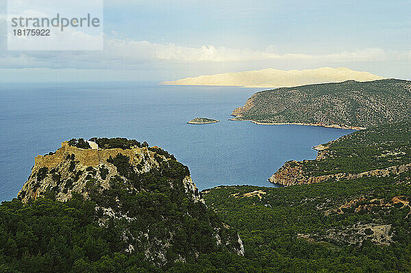 Burg Monolithos und Ägäis  Rhodos  Dodekanes  Ägäis  Griechenland  Europa