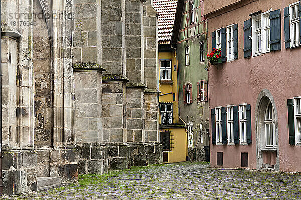 Straße  Romantische Straße  Dinkelsbühl  Landkreis Ansbach  Bayern  Deutschland