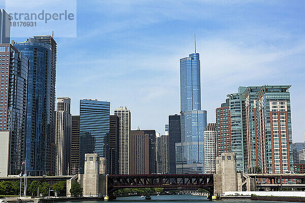 Lake Shore Drive Bridge über den Chicago River  Chicago  Illinois  USA