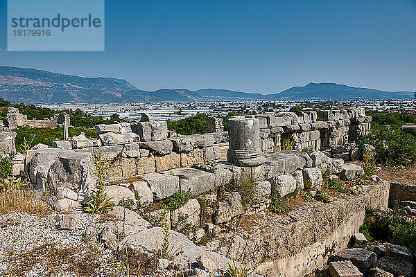 Ruinen der Kathedrale im antiken Xanthos  Tuerkei |ruins of Cathedral in ancient Xanthos  Turkey|