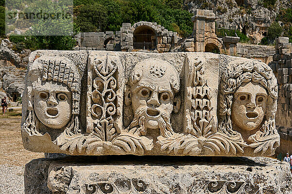 gemeißelte Steingesichter in Myra Ancient City  Demre  Tuerkei |carved stone faces in Myra Ancient City  Demre  Turkey|