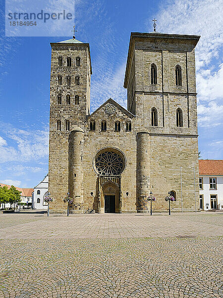 Deutschland  Niedersachsen  Osnabrück  Fassade des Petersdoms