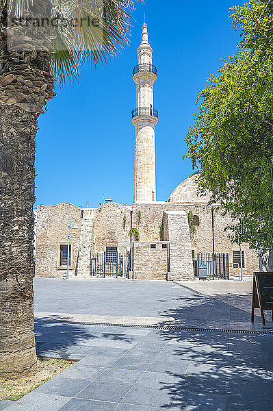 Griechenland  Kreta  Rethymno  Außenansicht der historischen Neradje-Moschee