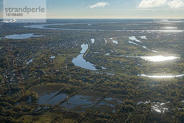 Luftaufnahme der Taiga in der Nähe von Nischnewartowsk  Autonomer Kreis Chanty-Mansi  Russland  Europa