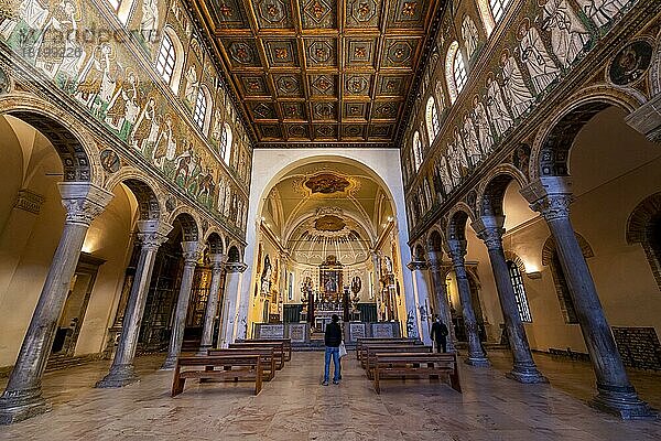 Basilica di Sant'Apollinare Nuovo  Unesco-Weltkulturerbe Ravenna  Italien  Europa