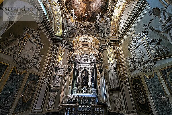 Altar in der Basilica di Sant'Apollinare Nuovo  Unesco-Weltkulturerbe Ravenna  Italien  Europa