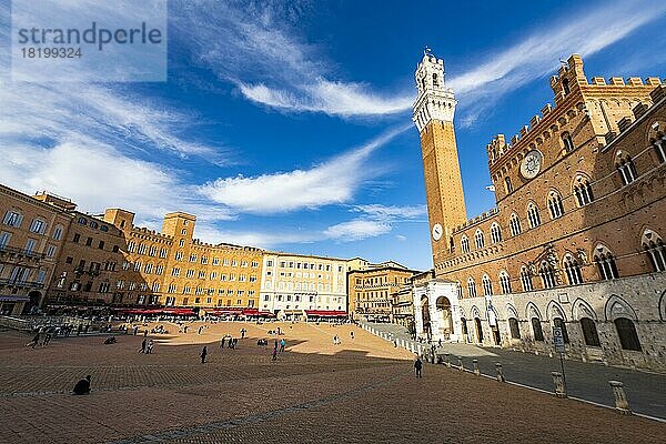 Piazza del Campo  Hauptplatz in der Unesco-Weltkulturerbestätte Siena  Italien  Europa