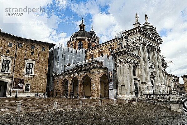 Cattedrale di Santa Maria Assunta  Unesco-Weltkulturerbe Urbino  Italien  Europa
