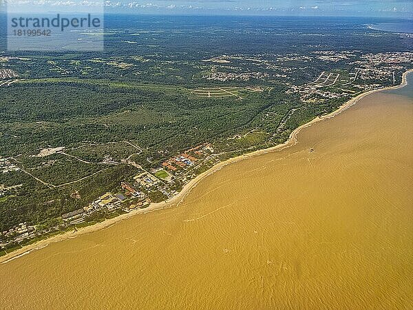Luftaufnahme der Landschaft um Porto Seguro  Bahia  Brasilien  Südamerika