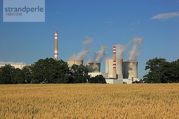 Kernkraftwerk Dukovany  Jaderna elektrarna Dukovany  kurz auch JEDU  Druckwasserreaktor russischer Bauart  Südmähren  Region Kraj Vysocina  Tschechien  Europa