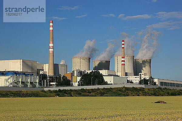 Kernkraftwerk Dukovany  Jaderna elektrarna Dukovany  kurz auch JEDU  Druckwasserreaktor russischer Bauart  Südmähren  Region Kraj Vysocina  Tschechien  Europa