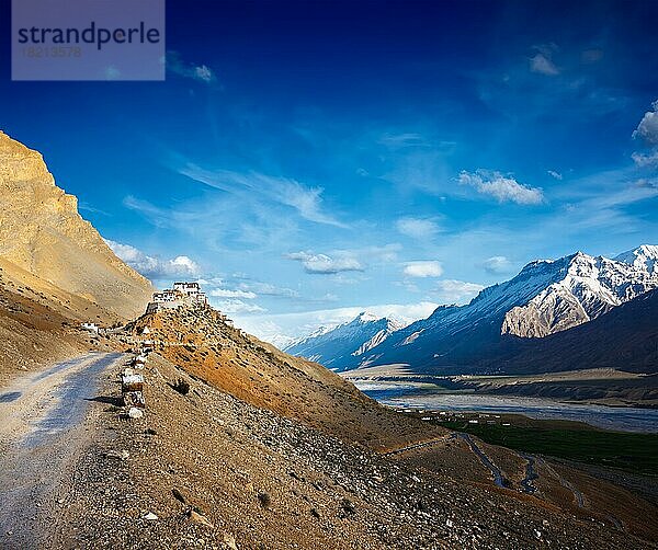 Straße zum Ki-Kloster. Spiti-Tal  Himachal Pradesh  Indien  Himachal Pradesh  Indien  Asien