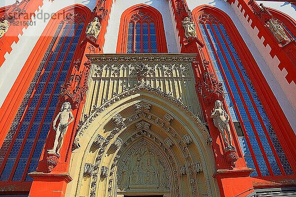 In der Altstadt von Würzburg  Portal der Marienkapelle  Würzburg  Unterfranken  Bayern  Deutschland  Europa