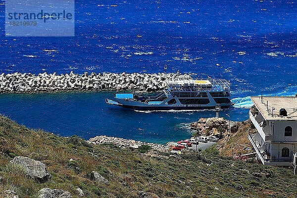 Chora Sfakion ist ein Küstenort im Süden der Insel mit einem kleinen Hafen am Libyschen Meer  Kreta  Griechenland  Europa