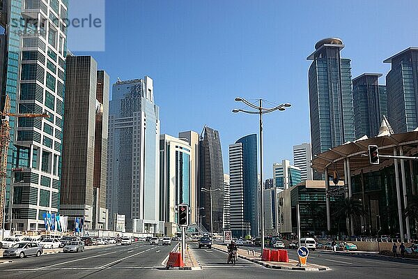 Hochhäuser um die Conference Street in Doha  Qatar  Katar  Asien