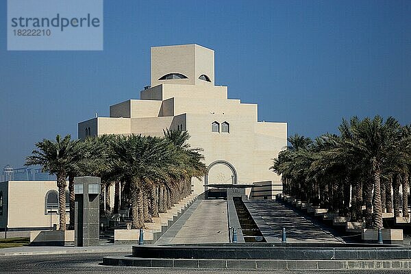 Museum für islamische Kunst  Doha  gilt als bedeutenstes Museum für islamische Kunst in Arabien  Wahrzeichen der Stadt Doha  Qatar  Katar  Asien