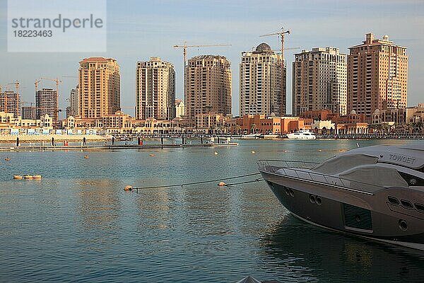 Qatar Pearl und Porto Arabia  Doha  Qatar  Katar  Asien