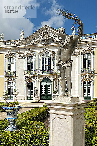 Portugal  Lissabon  Innenhof des Königspalastes