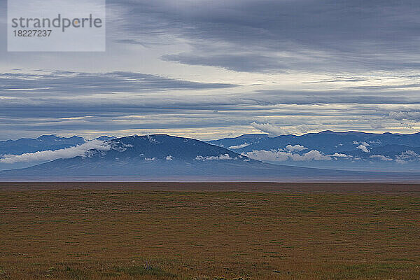 USA  New Mexico  Taos Plateau  dramatische Landschaft mit Vulkanfeld Taos Plateau