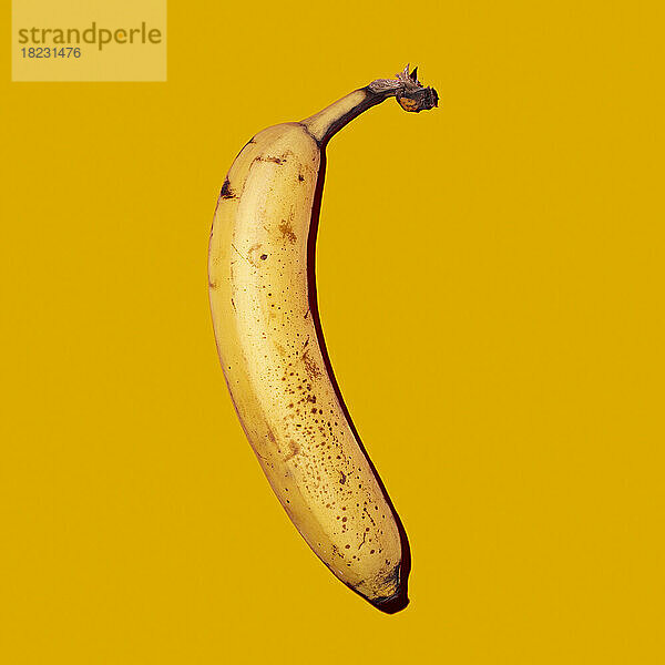 Studioaufnahme einer reifen Banane
