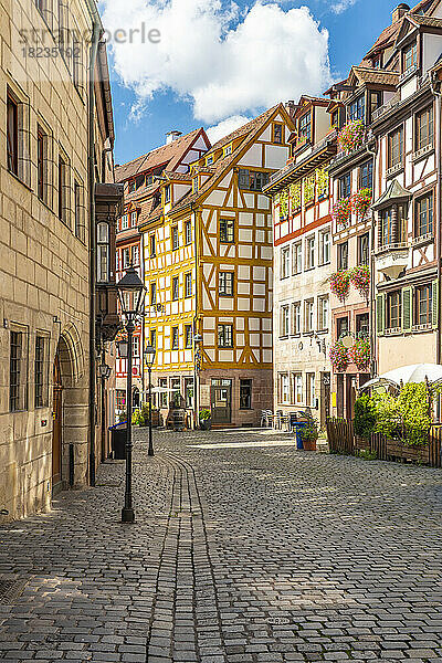 Deutschland  Bayern  Nürnberg  historische Häuser entlang der Weißgerbergasse