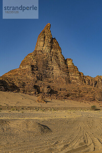 Saudi-Arabien  Provinz Medina  Al Ula  Blick auf die Sandsteinspitze