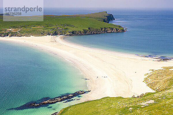 Großbritannien  Schottland  Luftaufnahme des Strandes von Saint Ninians im Sommer