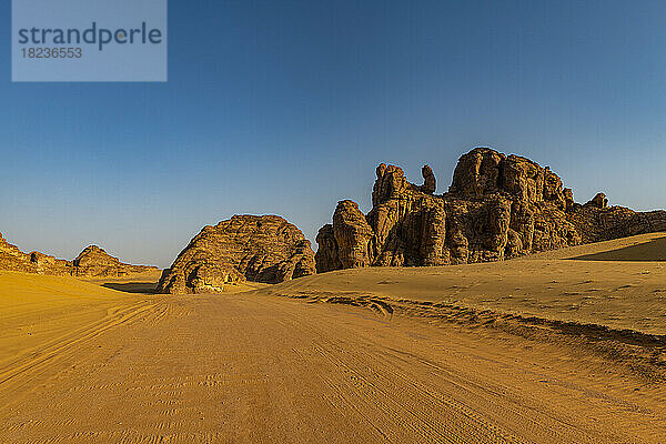 Saudi-Arabien  Provinz Medina  Al Ula  Blick auf Sandsteinfelsformationen