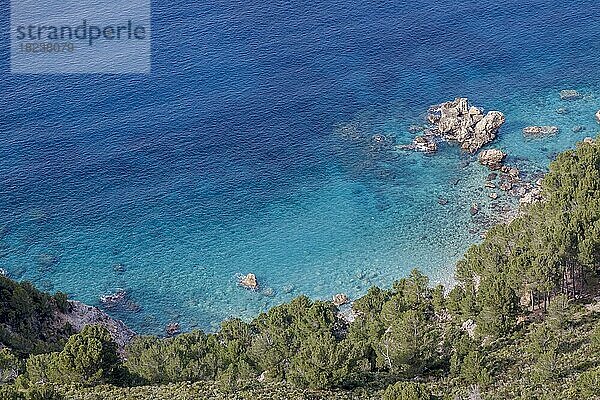 Steilküste  Nordküste  Sierra de Tramuntana  Mallorca  Balearen  Spanien  Europa