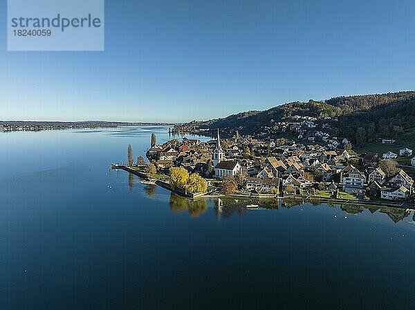 Luftaufnahme der Gemeinde Berlingen  Bodensee  Kanton Thurgau  Schweiz  Europa