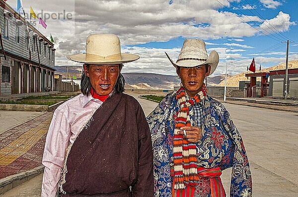 Traditionelles Fest der Stämme in Gerze Westtibet