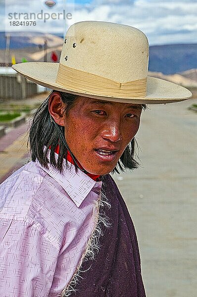 Traditionelles Fest der Stämme in Gerze Westtibet