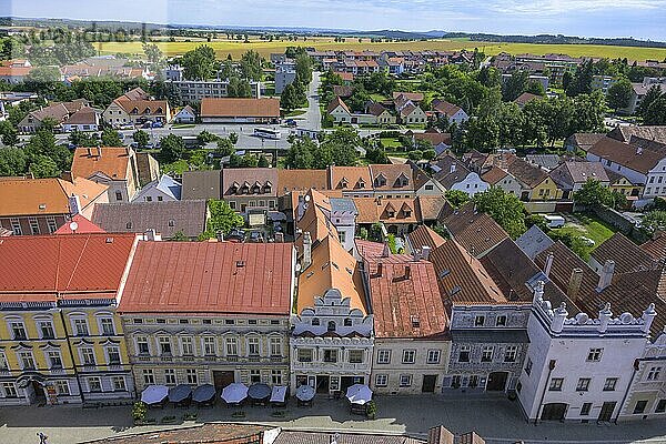 Blick vom Kirchturm auf die Altstadt  Slavonice  Jiho?eský kraj  Tschechien  Europa