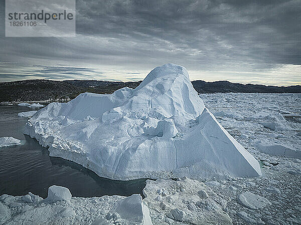 Detail extremer Eisberge aus der Luft