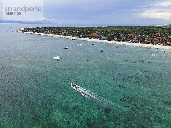 Luftaufnahme der Insel Nusa Lembongan  Indonesien