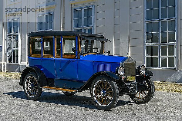 Oldtimer Dort Touring 1922  4 Zylinder  2300 ccm  30 PS  3 Gang  50 km h  1200 kg  blau  Österreich  Europa