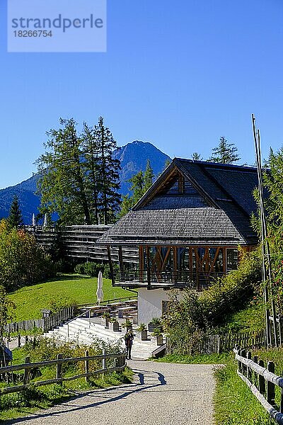 Vigilius Mountain Resort  Hotel unter dem Vigiljoch  bei Lana  Südtirol  Italien  Europa